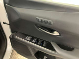 3名様分のシートポジションメモリー機能付き。