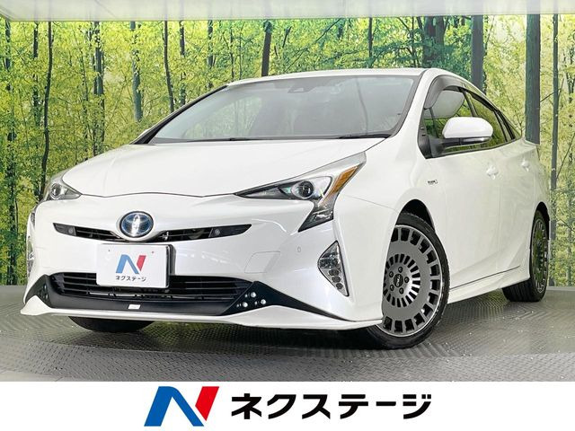 トヨタ プリウス 