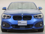 【キドニーグリル】BMWの代名詞。一目見ただけでBMWであると認識できる確固たるアイコンとして存在感を放ちます。