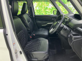 運転席からの視界は良好で、運転に集中できます。シートの座り心地も良く、長距離運転でも疲れにくい設計です。快適な空間をご提供します。