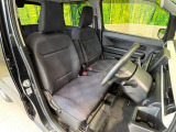 運転席シート廻りは使用感も少なく、良好な状態となっています。丁寧に使われていたことがよくわかりますね。
