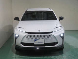 明度の高いLEDヘッドライトで、夜間の運転も安心です。
