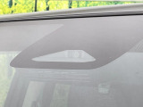 【トヨタセーフティセンス】走行中に前方の車両等を認識し、衝突しそうな時は警報とブレーキで衝突回避と被害軽減をアシスト。より安全にドライブをお楽しみいただけます。