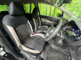 ドライバーによって運転しやすいポジションは異なり、あの車はどうなのか不安なこともありますよね。気になるお車は店頭で乗り込んでご確認いただけます♪