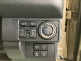 プッシュスタート・両側電動スライドドア付きです。