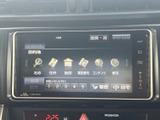 操作性も良く、快適なドライブをサポート。CDやラジオに加え、様々なメディアに対応しており、車内時間をより楽しく演出します。