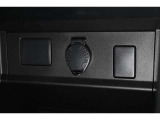 アクセサリーDC12Vソケット装備!