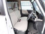 乗り降りしやすい運転席