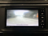 バックカメラが装着されています。ガイド機能付きなので後方の距離もつかみやすくなっています
