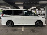 このお車は当店に展示はしておりません。ご希望の店舗(弊社U-Car取り扱い22店舗)へ直接配送しご商談の流れになります。ご成約が必須ではありませんのでお気軽にお問い合わせ下さい。