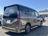 セレナ 1.4 e-4ORCE ハイウェイスターV 4WD 
