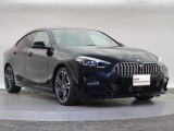 一目で伝わるBMW特有のスポーティーなプロポーションは、BMWの走行性能を生み出すのに欠かせない要因の一つです。細部まで拘りぬいたお車をぜひ一度ご覧ください!