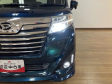 高輝度LEDヘッドライトを装備!悪天候や夜間のドライブ時も良好な視界を確保し安全を確保♪