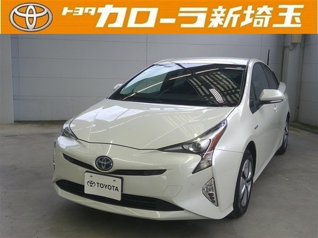 プリウス 1.8 A E-Four 4WD 