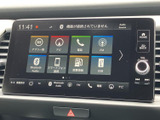 直感的なインターフェースで快適なドライブをサポートします。多彩な機能を指先ひとつで簡単に操作でき、Bluetooth接続で音楽も楽しめます。