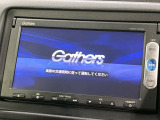 【純正ナビ】人気の純正ナビを装備しております。ナビの使いやすさはもちろん、オーディオ機能も充実!キャンプや旅行はもちろん、通勤や買い物など普段のドライブも楽しくなるはず♪