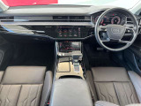 A8  60 TFSI クワトロ 4WD
