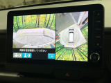 【マルチビューカメラシステム】専用のカメラにより、上から見下ろしたような視点で360度クルマの周囲を確認することができます☆死角部分も確認しやすく、狭い場所での切り返しや駐車もスムーズに行えます。