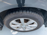 愛車を大切に乗って頂くために、ボディコーディングの施工をお勧めしております。輝くクルマになり日頃の手入れも簡単です。メンテナンスキット・施工証明書付きます。