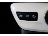 EVモードや、気分や走行状況に合わせて切替えられるドライブモードセレクトを装備。車の接近を音で知らせる車両接近通報装置は、早朝や深夜の帰宅など静かに走りたい場合には車にOFFボタンでオフできます。