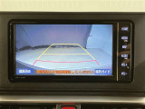 いまや必須装備「ナビゲーション」搭載!知らない場所にスイスイッとドライブ。もう、これなしではハンドルを握れませんね!でも運転中の操作は危険ですのでご注意ですね☆