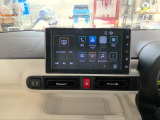 ディスプレイオーディオが付いております。お手持ちのスマホと接続して様々な機能をご利用いただけます。