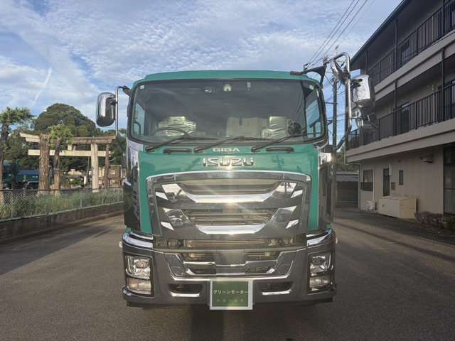 ギガ ミキサー車 