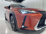 フォグランプ装着車です。暗い夜道の車両前方を明るく照らします