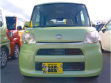 納車前整備は提携工場にて行い、納車時整備記録簿を発行いたします。基本交換消耗品については整備欄をご参照ください。