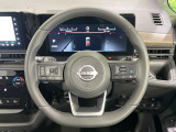 【ステアリングスイッチ】運転中、前方から目線をそらすことなく、オーディオ等の操作が可能な便利機能!安心&快適なドライブを演出してくれます♪