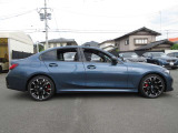 新車登録から5年目まで、最長4年間の走行距離無制限保証をご用意。ご購入後も安心が長く続きます。