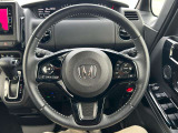 運転時に使用する部分になります。握りやすく、回しやすいかが運転ストレスを左右しますね。
