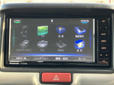 快適なドライブをサポートするナビゲーションシステム。充実したオーディオ機能で、車内での時間を楽しく演出します。