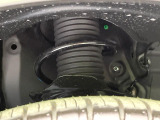 お車を安心してお乗りいただく為には、足回りの定期点検が欠かせません。サービスサポート(有償保証)では無料点検もご提供しており、安心のカーライフをお過ごしいただけるサポート体制が整っています。