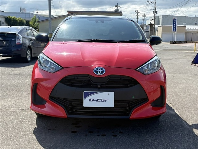 ヤリス 1.5 ハイブリッド G E-Four 4WD