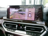 高画質の全周囲カメラが付いております。コーナーセンサーと併せてご利用いただくと駐車も楽々