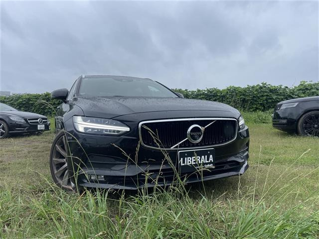 V90 D4 モメンタム ディーゼル 4WD 本革シート
