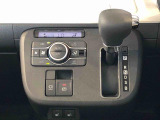 温度を設定すれば、自動で車内の温度管理をしてくれる優れものです♪ATミッションで運転楽々