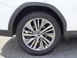 SUBARU認定U-Carは、全車12ヶ月点検、車検などの法定点検を実施。スバル専門メカニックが確かな技術で最大88項目にわたりチェックしており品質、安心を支えます!
