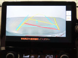 バックガイドモニターで、後方を確認しながら安心して駐車することができます。運転初心者も熟練者も必須の機能ですよ!