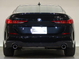 BMWのお車は、走行の安定性とコーナリングの良さを追求し、思い通りにハンドルの操作可能です。試乗車もご用意しておりますので、ぜひ&ldquo;駆け抜ける歓びをご体感ください!