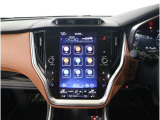 11.6インチの縦型ディスプレイに、ナビゲーション機能をはじめ、エンターテインメント、車両情報、エアコン操作、各種設定などを集約。タブレットのような感覚で、直感的に操作できます。