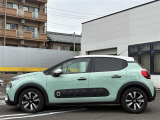 サイドビューです!外装は専任のスタッフが真心込めてワックス磨きを行ってますので、ピカピカな状態に仕上がってます!ご来店の上,この仕上がりをお確かめ下さい!