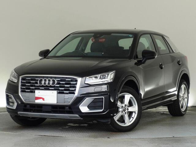 Q2 1.0 TFSI スポーツ