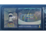 バックガイドモニターで、後方を確認しながら安心して駐車することができます。運転初心者も熟練者も必須の機能ですよ!