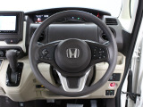 【運転席まわり】Honda独自の設計思想に基づき、自然に手を伸ばした先に操作したいものがあるようレイアウトを追求 !