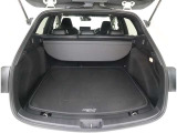 広い開口幅のおかげで大きな荷物も出し入れ楽々。旅行や買い物など、荷物が多くなってしまった時もしっかり活躍してくれます!