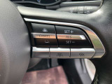運転席から操作しやすい位置に配備されています♪