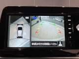 クルマを空から見たような映像が映る、アラウンドビューモニターで、車両周辺の安全確認も一目できます!小さなお子様や障害物も確認できるので、運転のしやすさだけでなく事故防止にも役立ち安心して駐車できます♪
