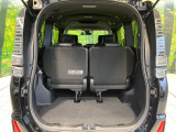 普段のお買い物や通勤、送迎等に十分な荷室スペースを確保しております。セカンドシートを倒すと、大きな荷物の積載も可能です♪